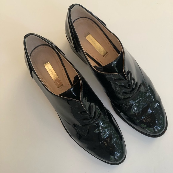 Louise et Cie Black Patent Oxfords - Picture 2 of 7